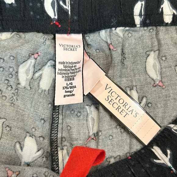 Victoria’s Secret / NWT Penguin 2-Piece Pajama Set - Picture 9 of 9
